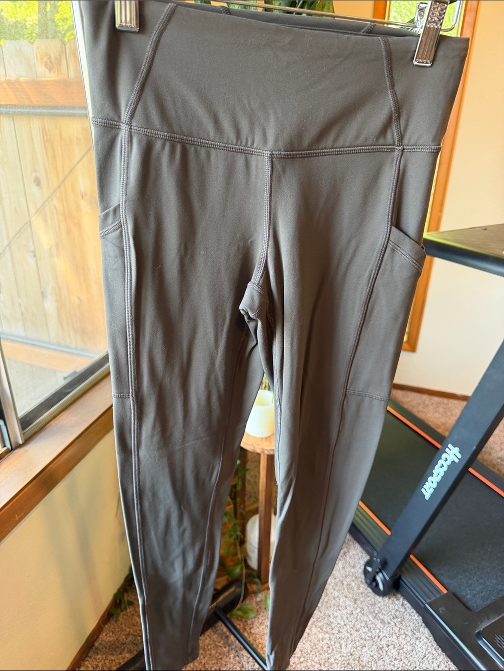 Prana High-Rise Leggings in brown